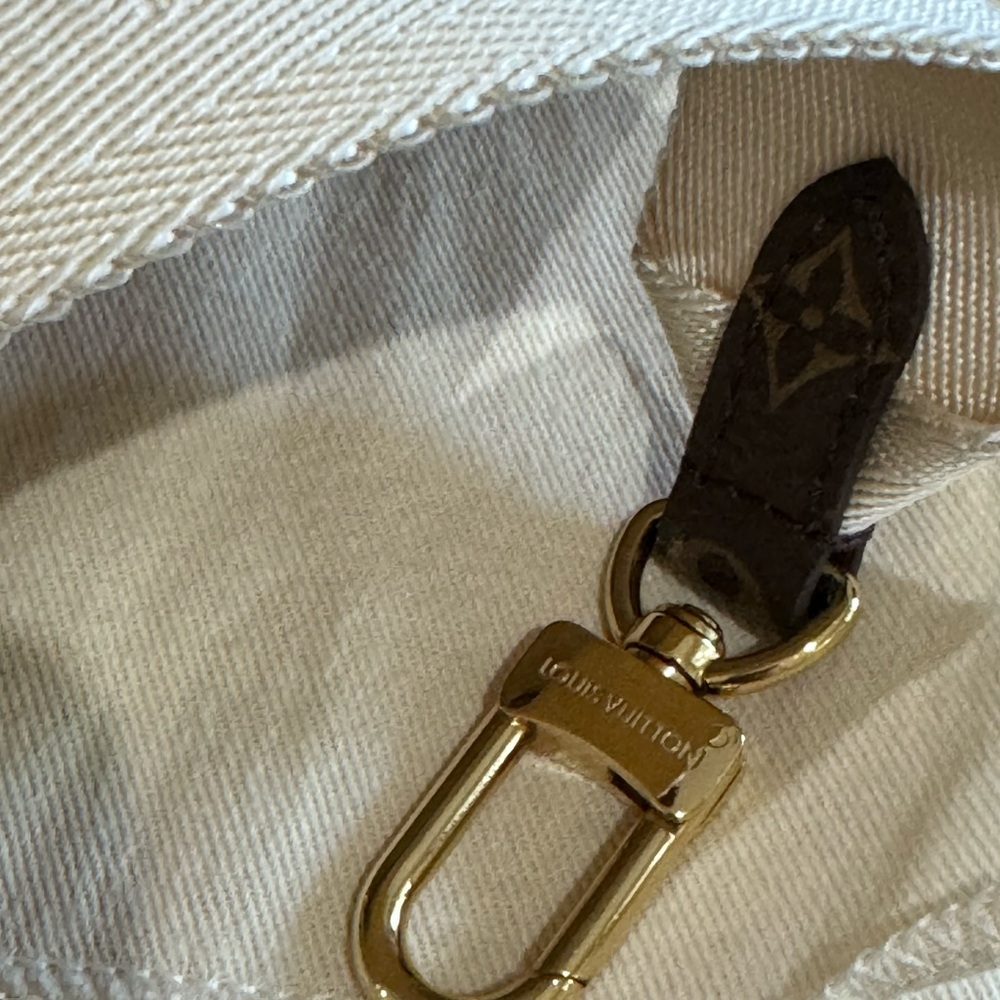 Louis Vuitton On The Go PM - Picture 8 of 15